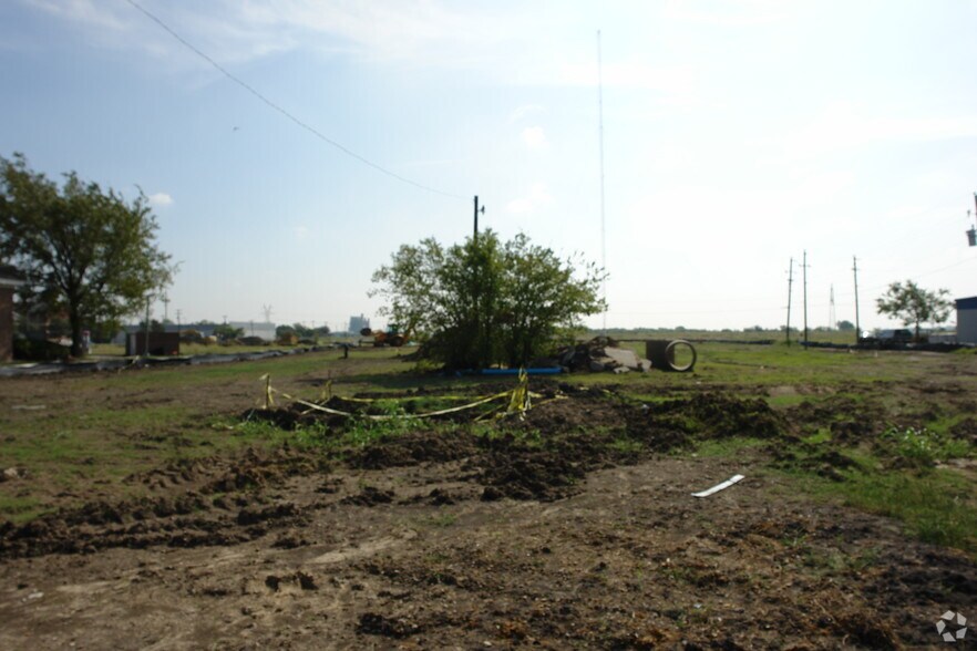 920 S Belt Line Rd, Coppell, TX à louer - Photo de l’immeuble – Image 2 sur 16