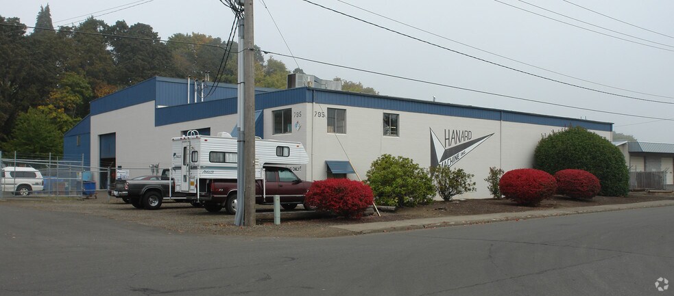 795 9th St NW, Salem, OR à louer - Photo principale – Image 1 sur 10