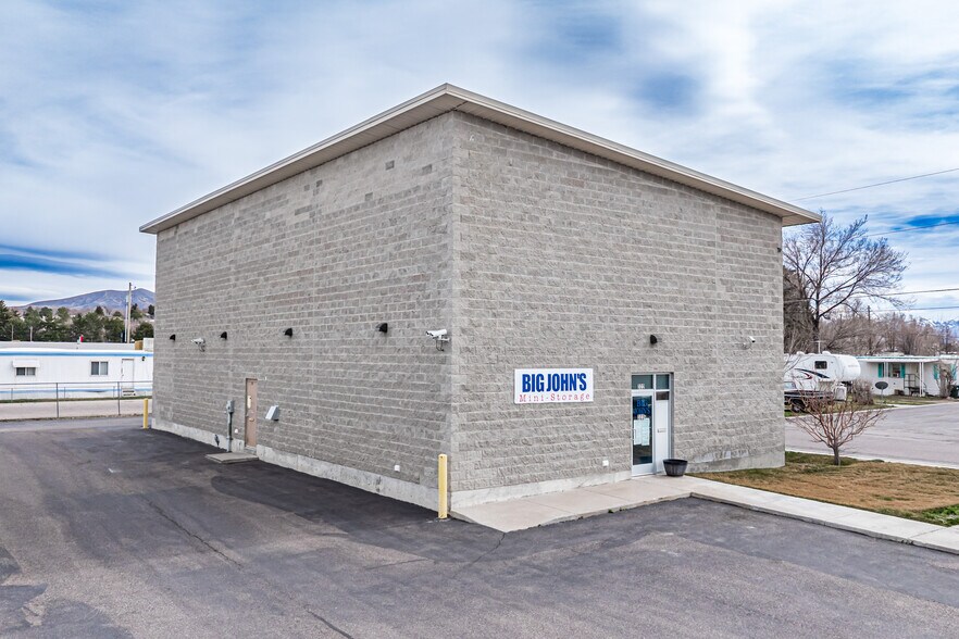 322 W Griffith Rd, Pocatello, ID à louer - Photo de l’immeuble – Image 2 sur 22