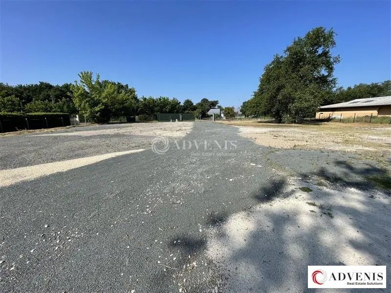 Terrain dans Eysines à louer Photo principale– Image 1 sur 3