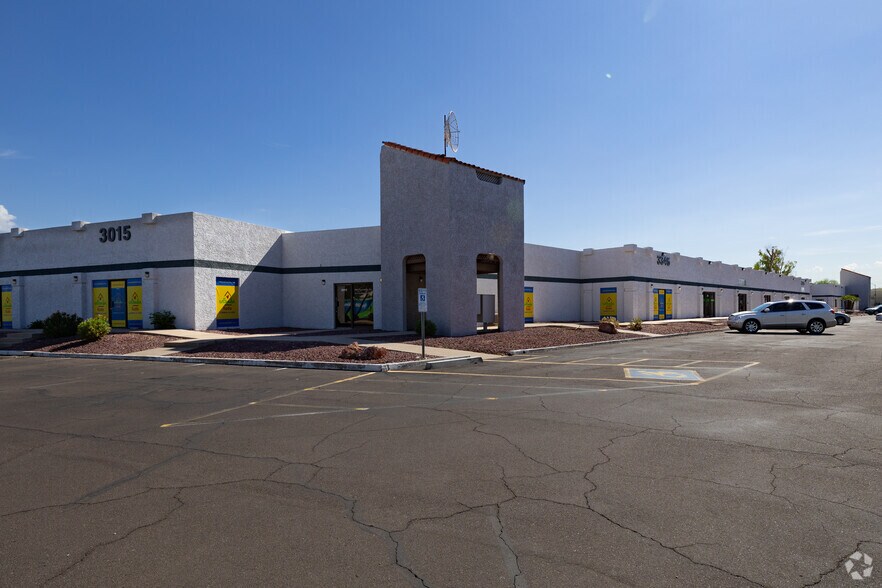 3311-3347 W Earll Dr, Phoenix, AZ à louer - Photo principale – Image 2 sur 4