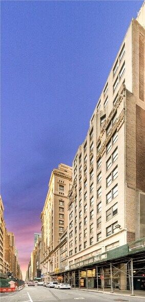 15 W 39th St, New York, NY à louer - Photo de l’immeuble – Image 3 sur 7