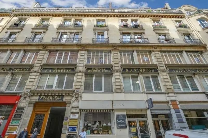 20-22 Rue Richer, Paris à vendre - Photo de l’immeuble – Image 2 sur 16