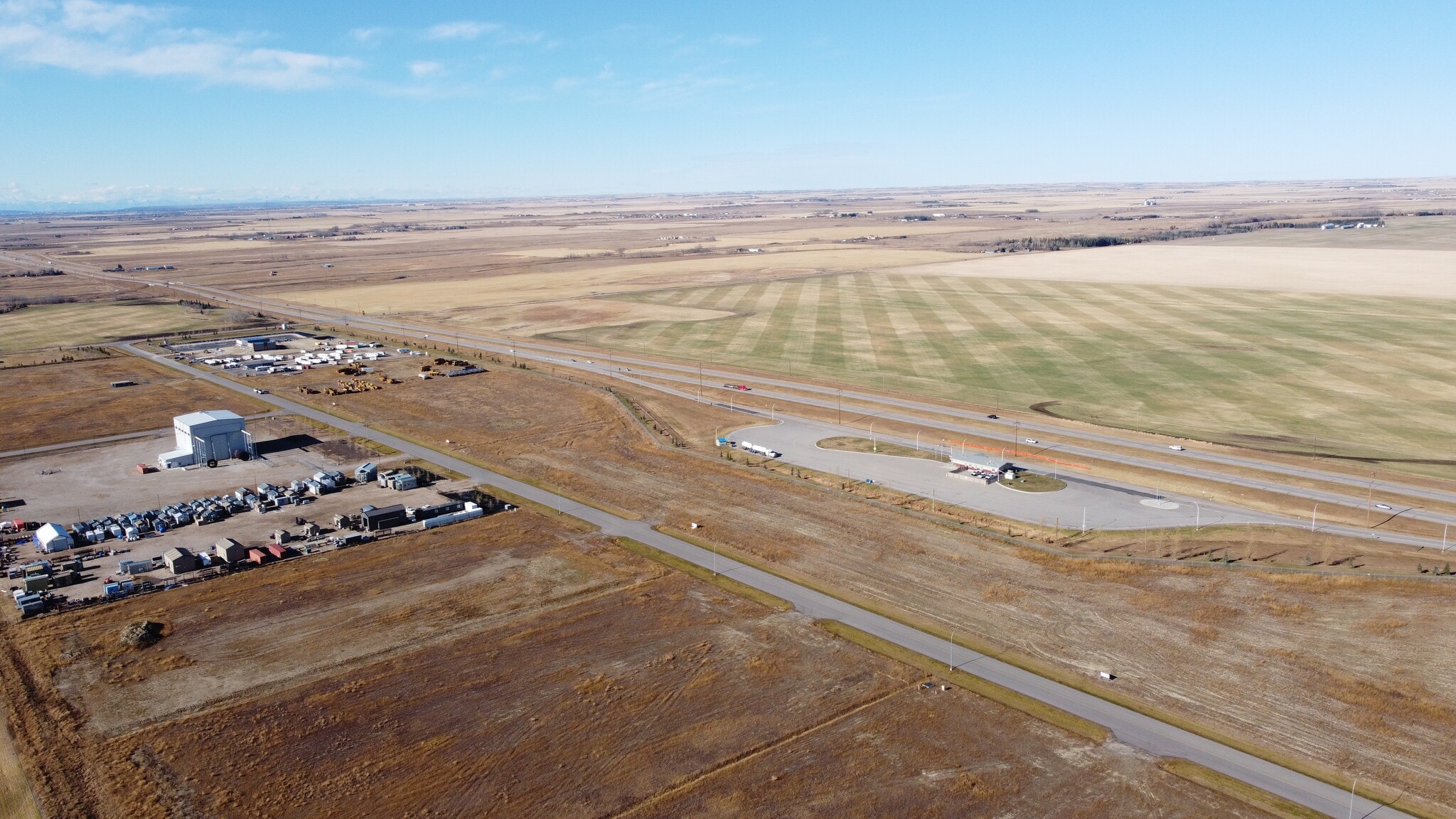 12 Durum Dr, Wheatland County, AB à vendre Photo principale– Image 1 sur 23