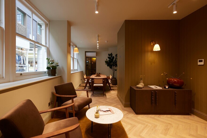 35-36 Bridle Ln, Londres à louer - Photo intérieure – Image 2 sur 8