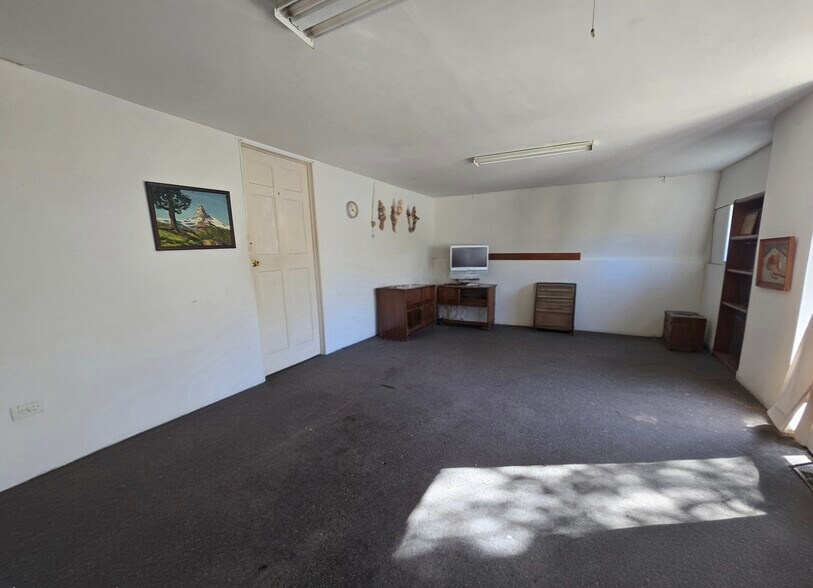 6640 State Route 5 and 20, Bloomfield, NY à vendre - Photo de l’immeuble – Image 3 sur 80