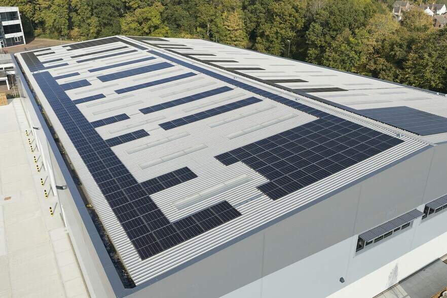 Wade Rd, Basingstoke à louer - Photo de l’immeuble – Image 3 sur 4