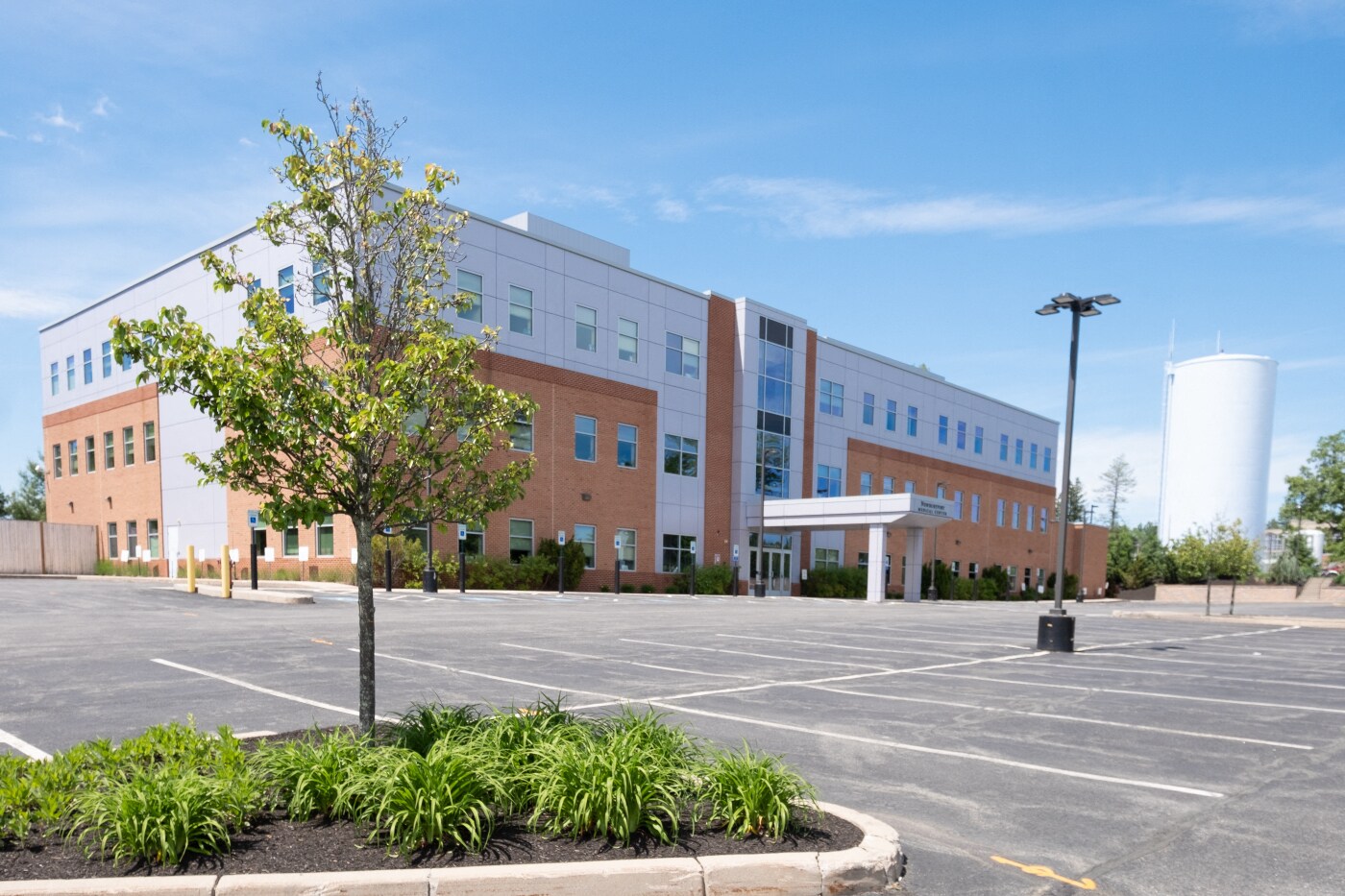 1 Wallace Bashaw Way, Newburyport, MA à louer Photo de l’immeuble– Image 1 sur 6