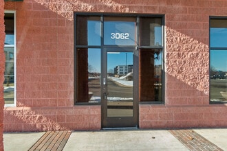 3012-3066 Village Park Dr, Plover, WI à louer Photo de l’immeuble– Image 2 sur 28