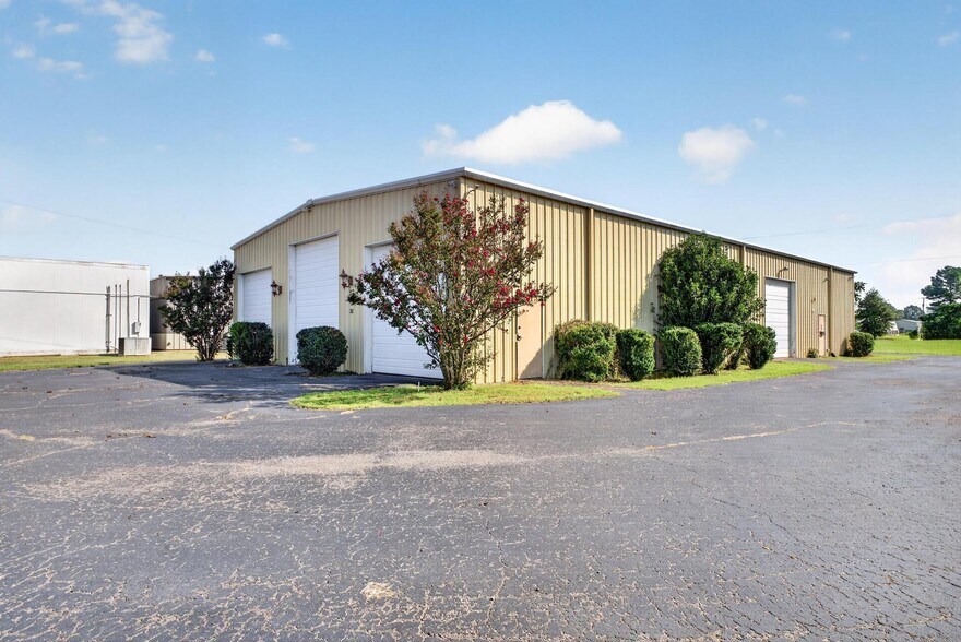 31 Enterprise Ave, Aiken, SC à louer - Photo de l’immeuble – Image 3 sur 18
