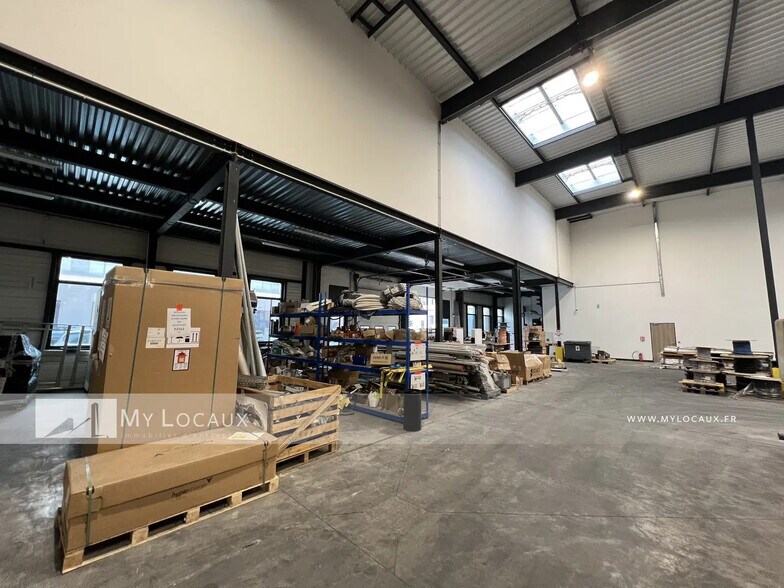 Industriel/Logistique dans Gennevilliers à louer - Photo de l’immeuble – Image 3 sur 5
