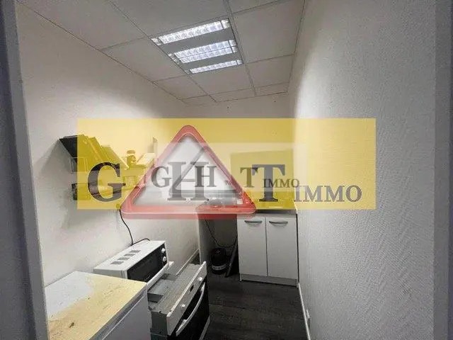 Plus de détails pour Bureau à louer