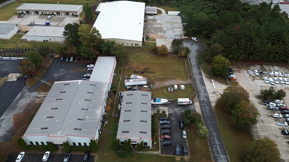 2430 Oak St, Cumming, GA à vendre - Photo de l’immeuble – Image 2 sur 16