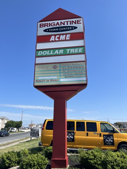 4200-4302 Harbour Beach Blvd, Brigantine, NJ à louer - Photo de l’immeuble – Image 2 sur 6
