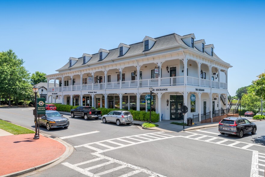 951 Market St, Fort Mill, SC à louer - Photo de l’immeuble – Image 1 sur 7