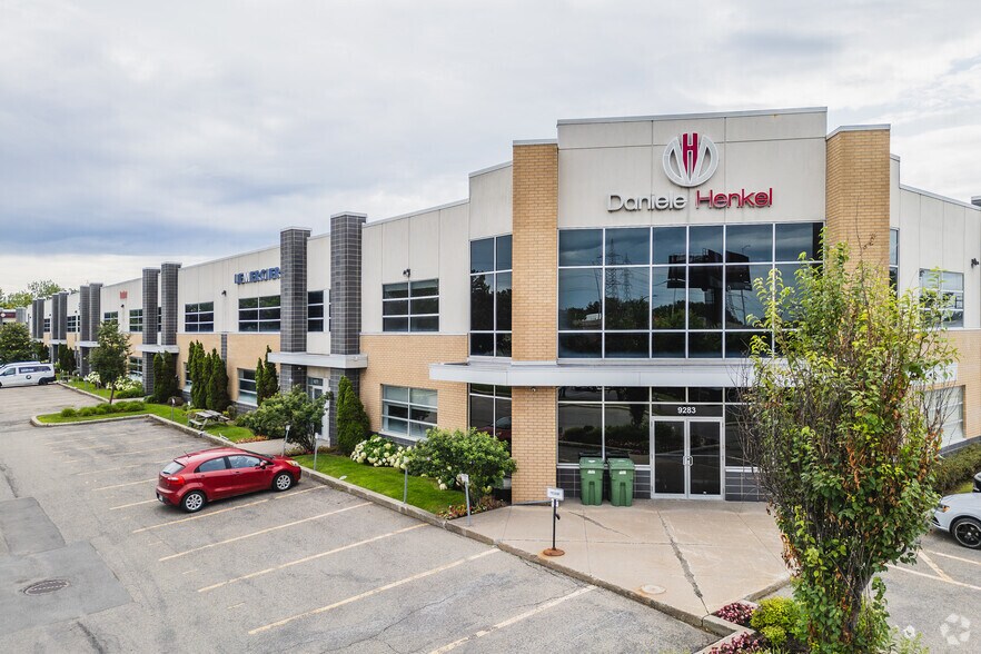 9251-9283 Thimens Rue, Pierrefonds, QC à louer - Photo de l’immeuble – Image 2 sur 7