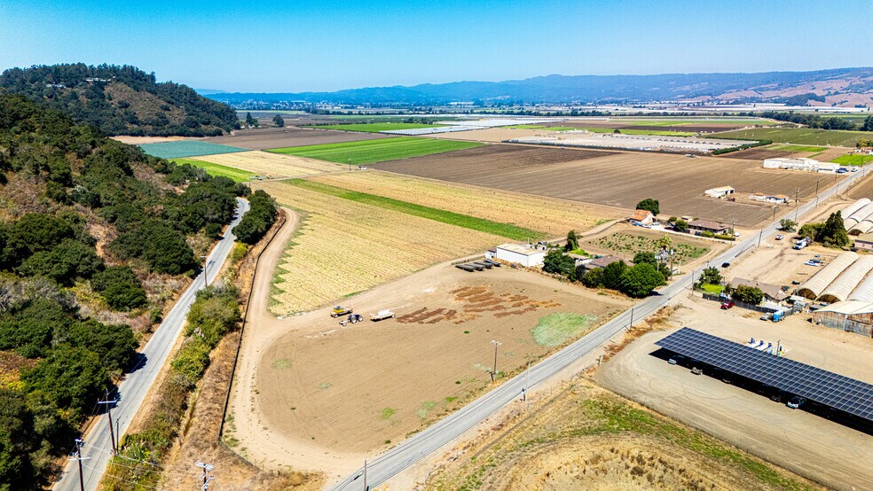 138 San Miguel Canyon Rd, Royal Oaks, CA à vendre - Aérien – Image 3 sur 29