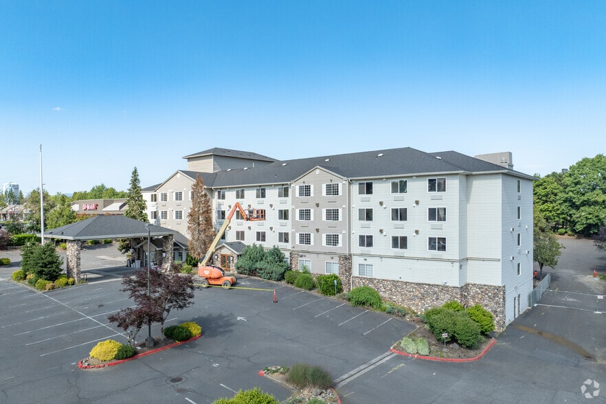 2752 NE Hogan Dr, Gresham, OR à louer - Photo principale – Image 1 sur 2