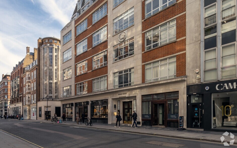 23-35 Great Titchfield St, Londres à louer - Photo de l’immeuble – Image 2 sur 2