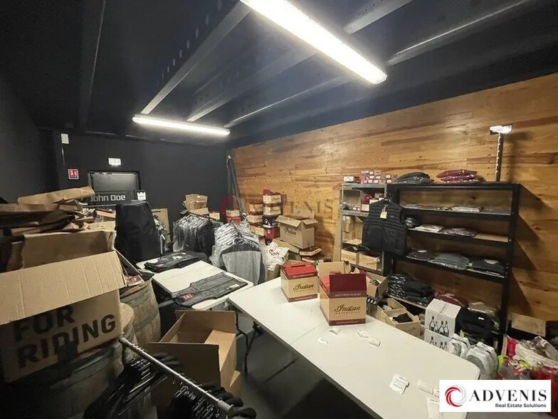 Local d’activités dans Mérignac à louer - Photo intérieure – Image 2 sur 10