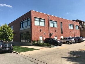 4323 W Irving Park Rd, Chicago, IL à vendre Photo intérieure– Image 2 sur 3