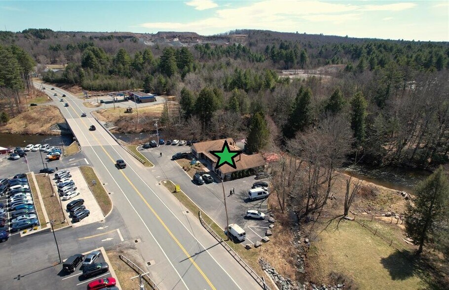 951 State 17B Rt, Mongaup Valley, NY à vendre - Photo principale – Image 1 sur 49