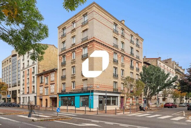 Plus de détails pour Local commercial à vendre