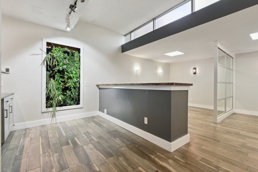 2 Adams St, Denver, CO à vendre - Photo intérieure – Image 2 sur 3