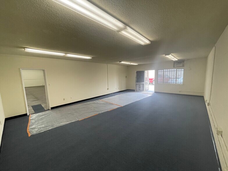 12224 Garvey Ave, El Monte, CA à louer - Photo intérieure – Image 3 sur 5