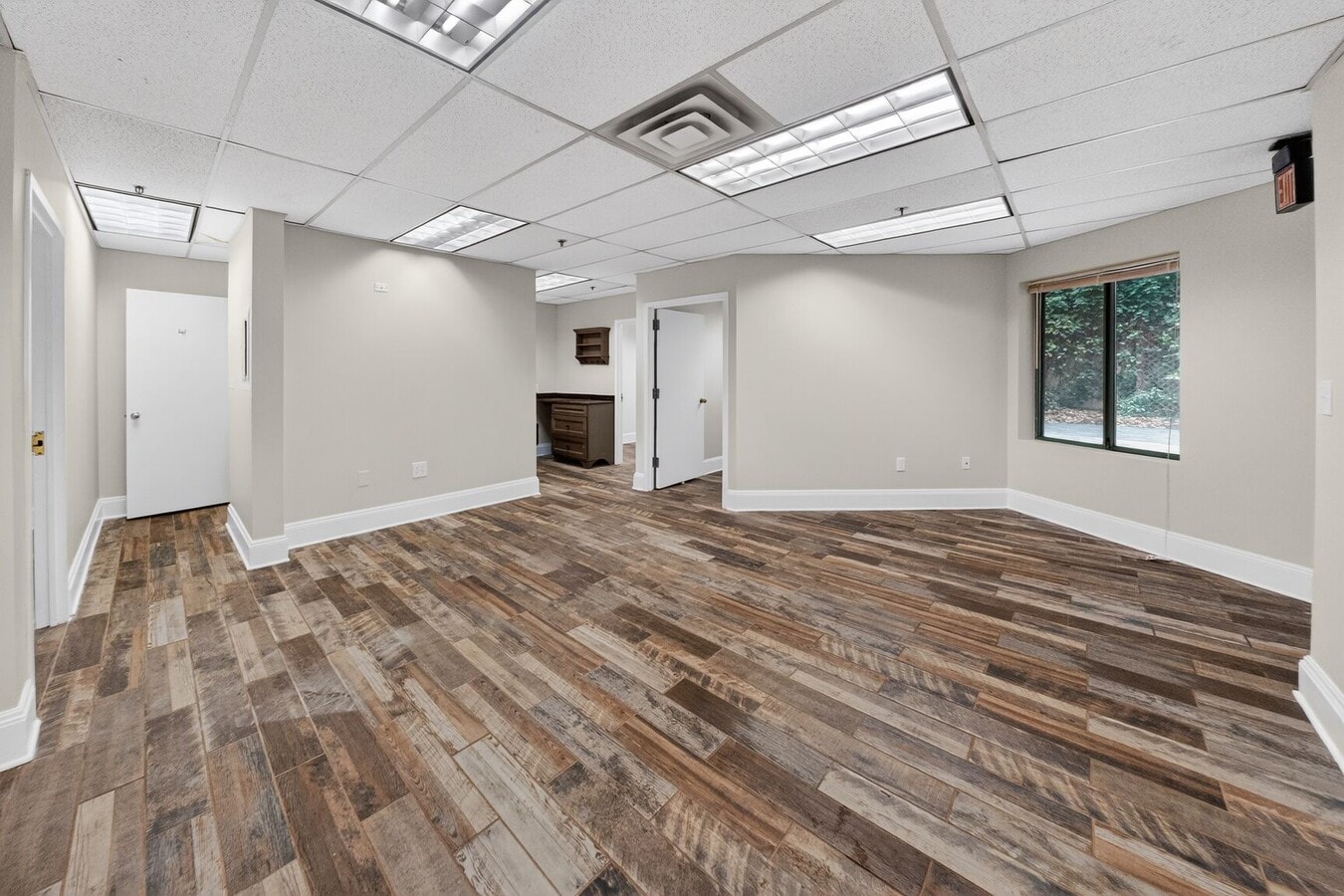 2141 Wisconsin Ave NW, Washington, DC 20007 - Lot D-1 - - Photo intérieure - Image 2 of 15