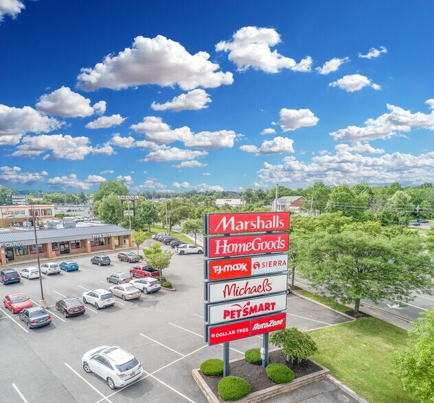 43 E Rt-59, Nanuet, NY à louer - Photo de l’immeuble – Image 3 sur 14