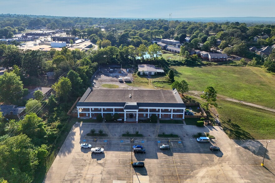 1340 S Waldron Rd, Fort Smith, AR à vendre - Photo de l’immeuble – Image 2 sur 4