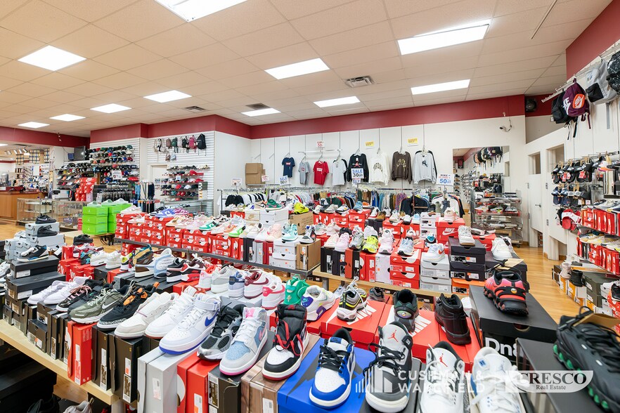 6500 Broadway Ave, Cleveland, OH à vendre - Photo de l’immeuble – Image 3 sur 25