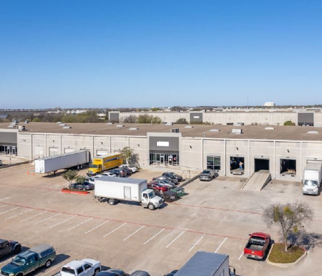 2200 Grand Avenue Pky, Austin, TX à louer Photo de l’immeuble– Image 1 sur 2