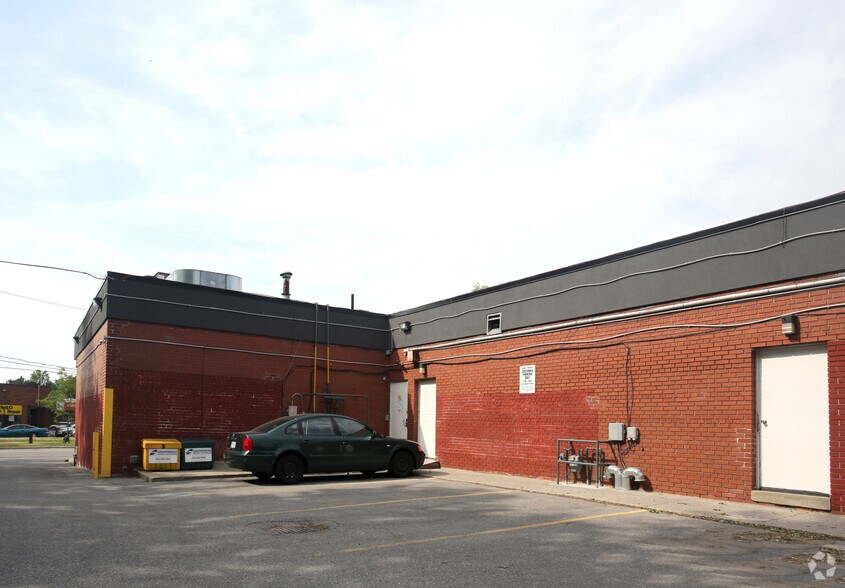 305 Port Union Rd, Toronto, ON à louer - Photo de l’immeuble – Image 3 sur 4