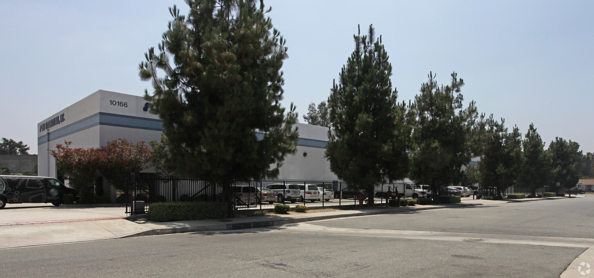 10160 Olney St, El Monte, CA à vendre Photo principale– Image 1 sur 6