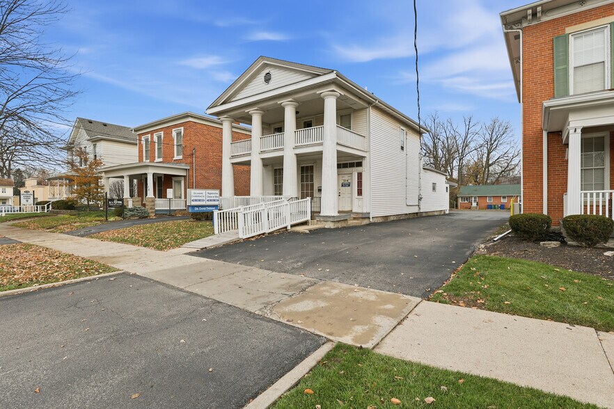 104 W William St, Delaware, OH à vendre - Photo de l’immeuble – Image 2 sur 16