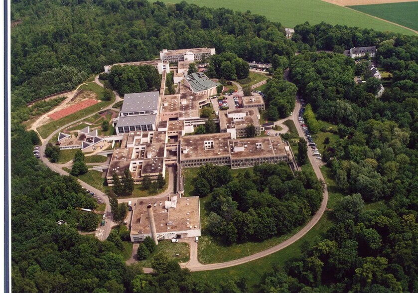 1384 Route De Liverdy, Coubert à vendre - Aérien – Image 2 sur 16