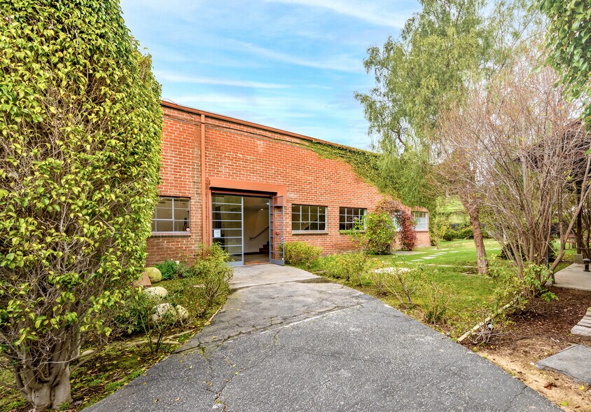 11240 Playa Ct, Culver City, CA à vendre - Photo de l’immeuble – Image 3 sur 22