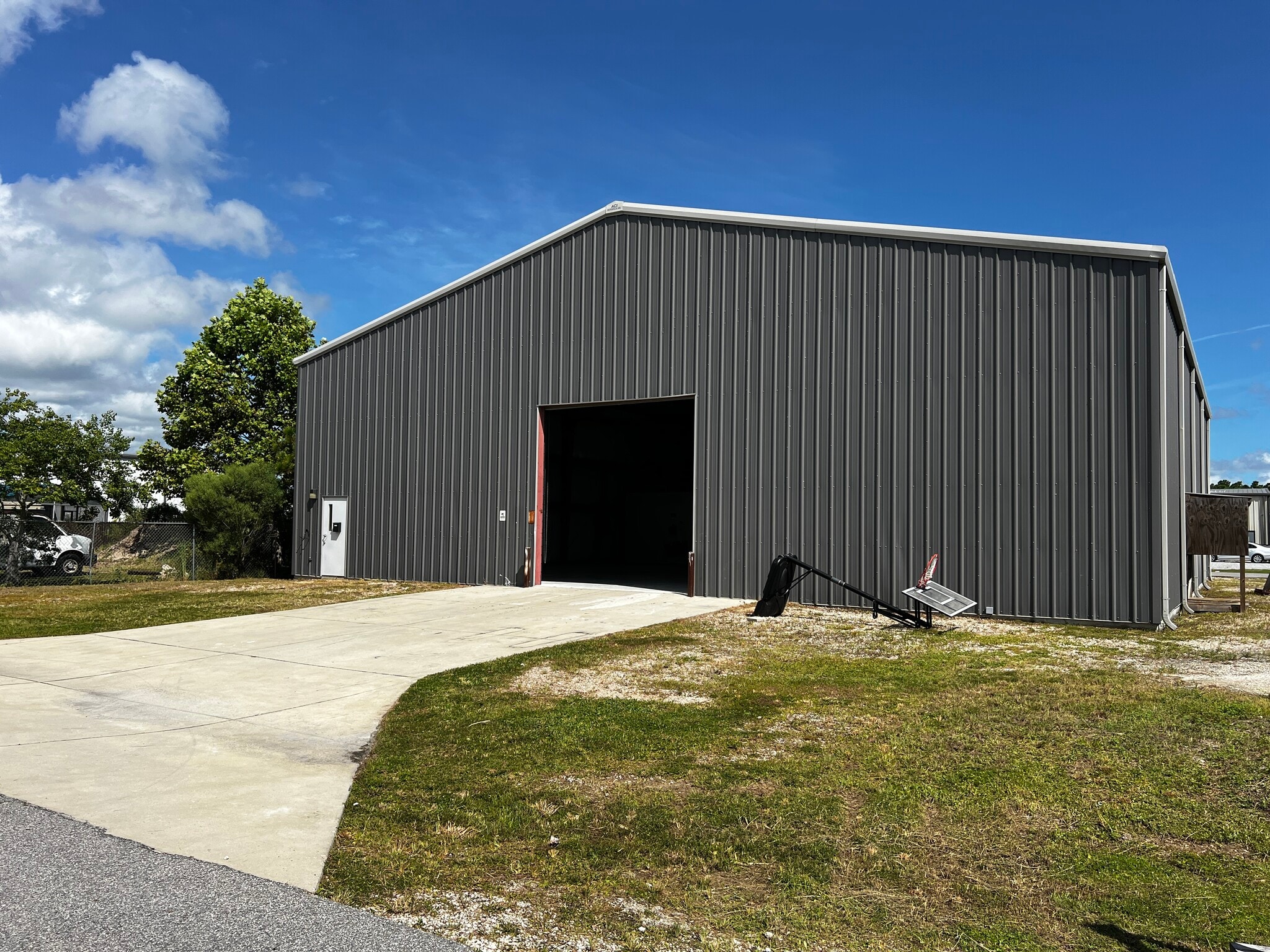 7502 Holley Cir, Panama City Beach, FL à louer Photo de l’immeuble– Image 1 sur 9