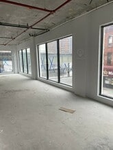 1587 Broadway, Brooklyn, NY à louer Photo intérieure– Image 2 sur 4