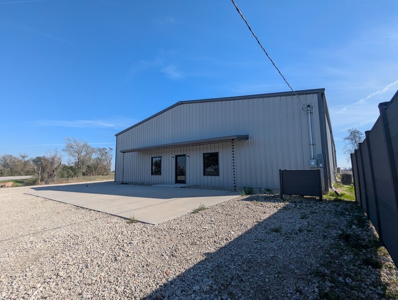 7245 FM 1006 Rd, Orange, TX à louer - Photo de l’immeuble – Image 3 sur 33