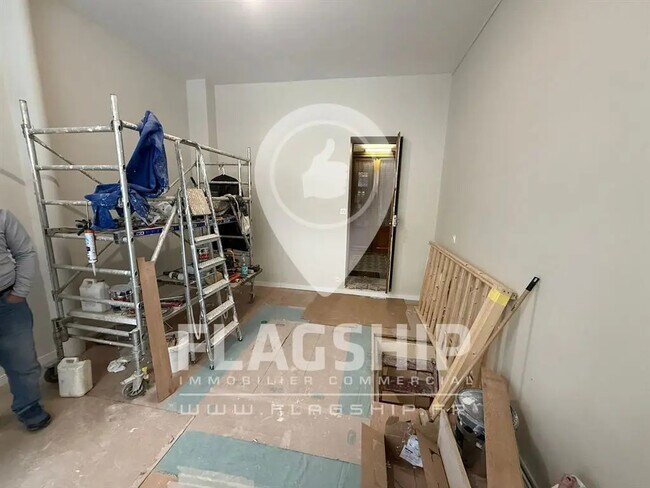 Plus de détails pour Local commercial à louer