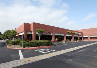 Plus de détails pour 327-337 N Azusa Ave, West Covina, CA - Local commercial à louer