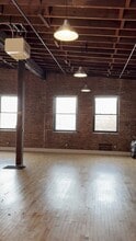 3500 Boston St, Baltimore, MD à louer - Vidéo sur l’annonce professionnelle