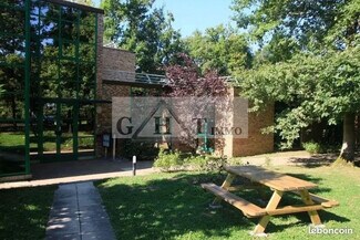 Plus de détails pour Bureau à louer