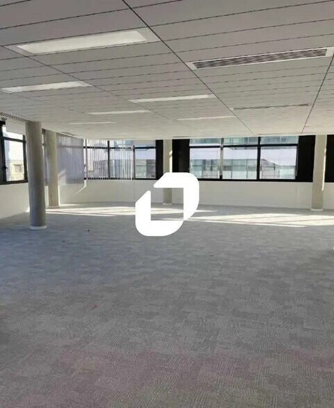 19 Rue Des Rosiéristes, Champagne-au-Mont-d'Or à louer - Photo de l’immeuble – Image 1 sur 8