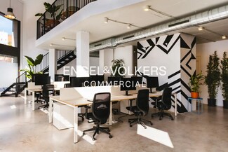 Plus de détails pour Carrer de La Marina, Barcelone - Bureau à louer