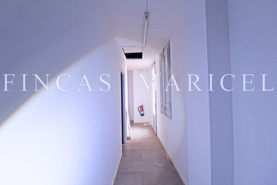 Local commercial dans Sitges, Barcelona à vendre - Photo de l’immeuble – Image 3 sur 17