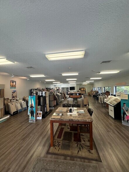 3480 S US Highway 27, Fruitland Park, FL à louer - Photo de l’immeuble – Image 2 sur 9